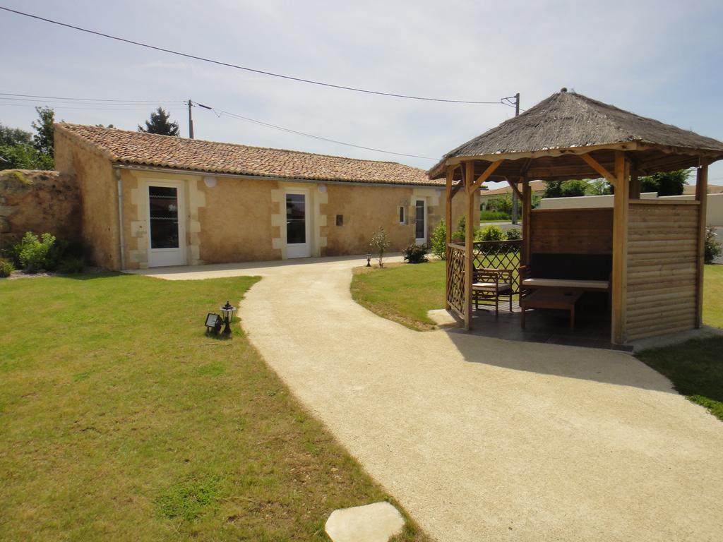 Quincay Le Domaine Du Luthヴィラ エクステリア 写真